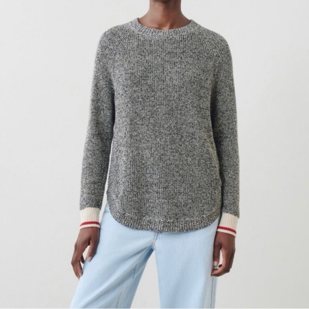 ROOTS - NWOT Cabin Sweater